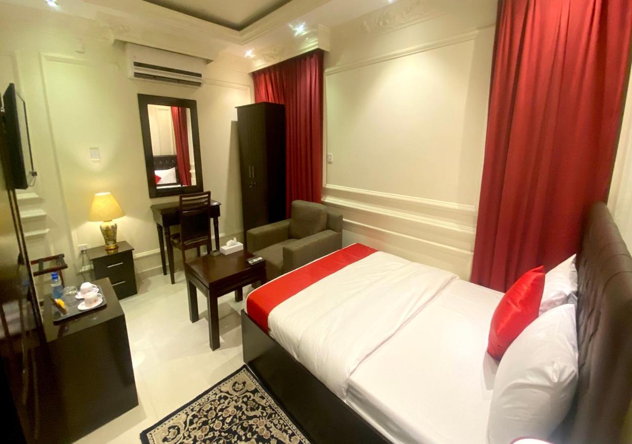 Majestic Hotel Doha Exterior foto