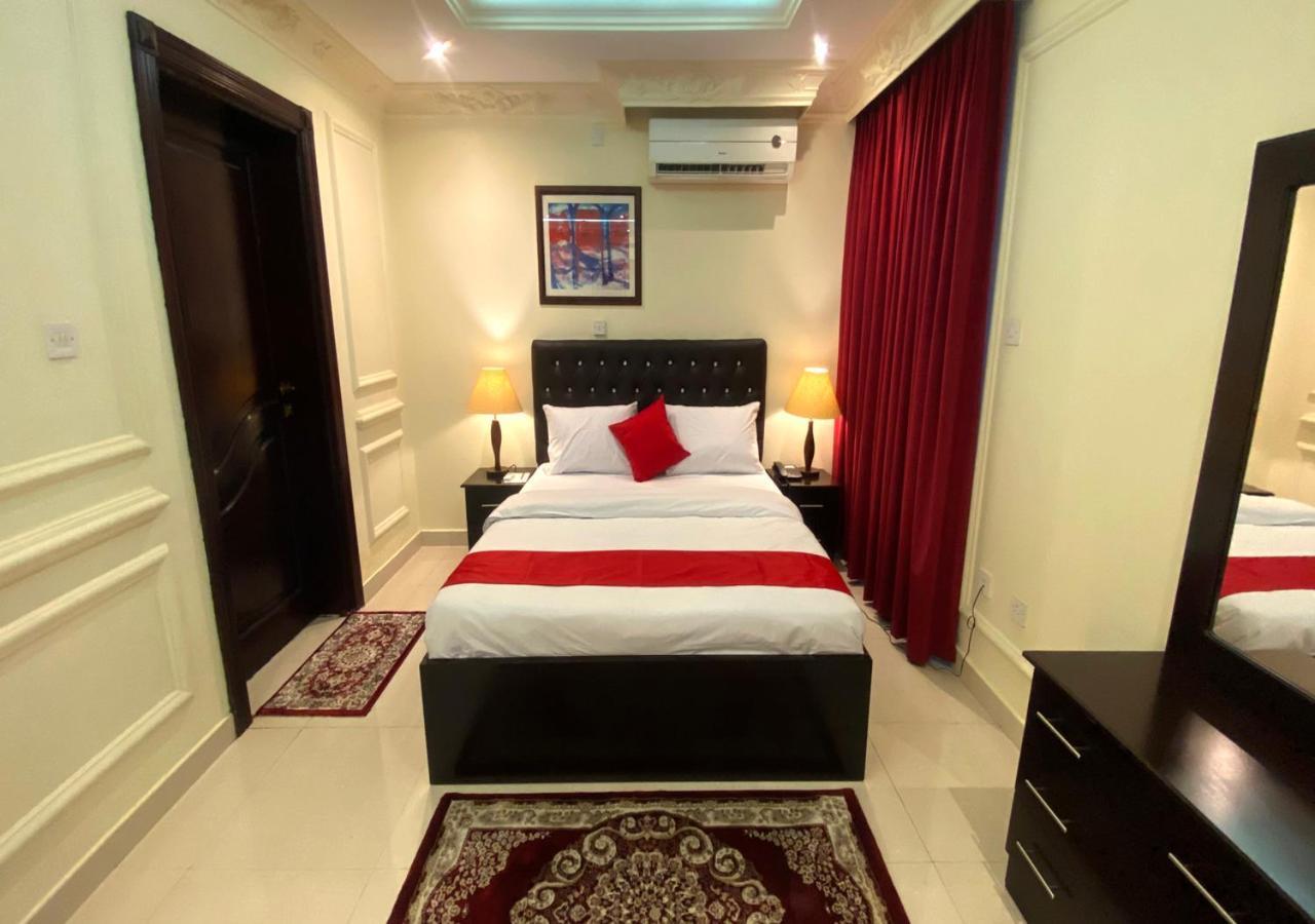 Majestic Hotel Doha Exterior foto