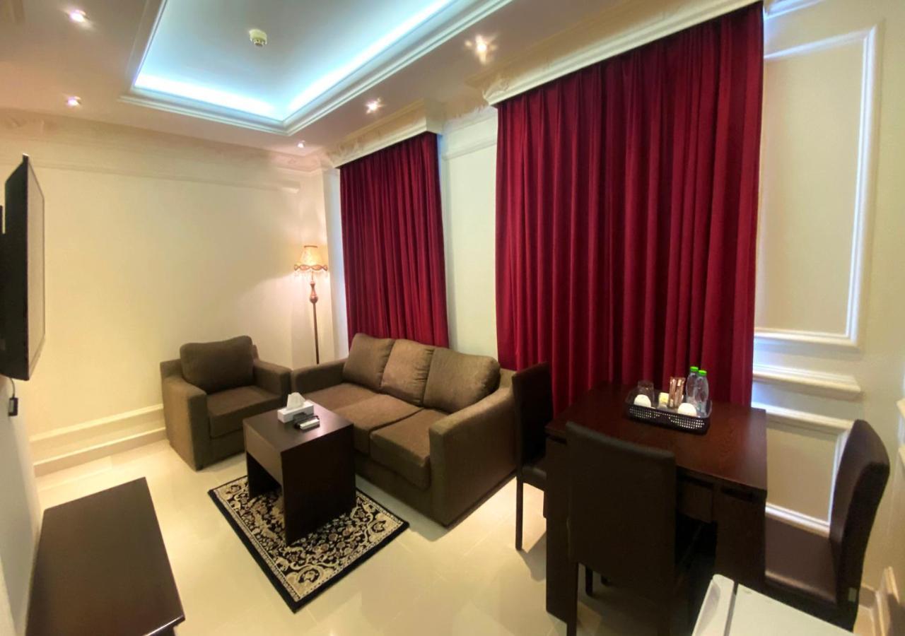 Majestic Hotel Doha Exterior foto